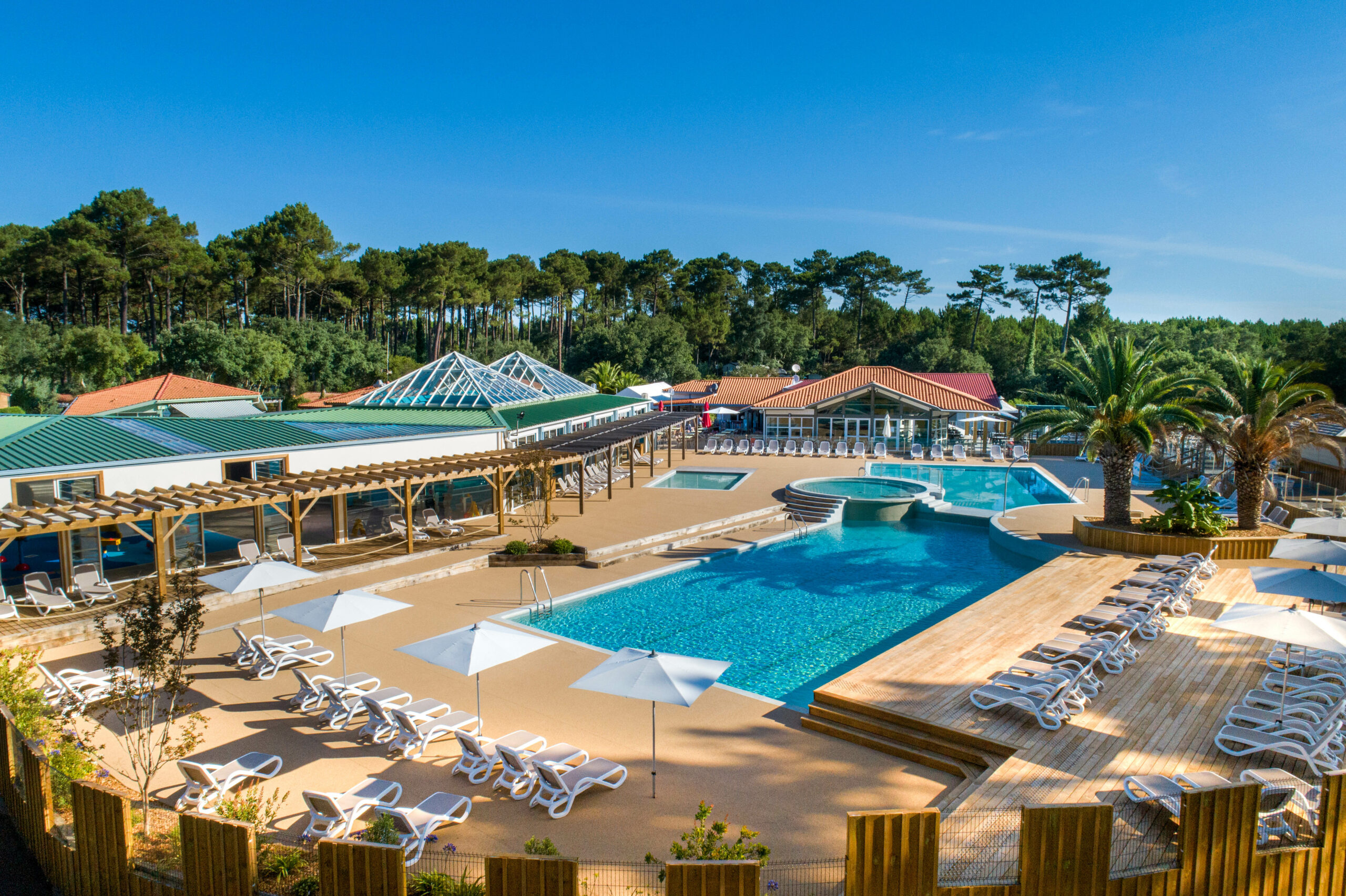 les piscines naturiste à Arna