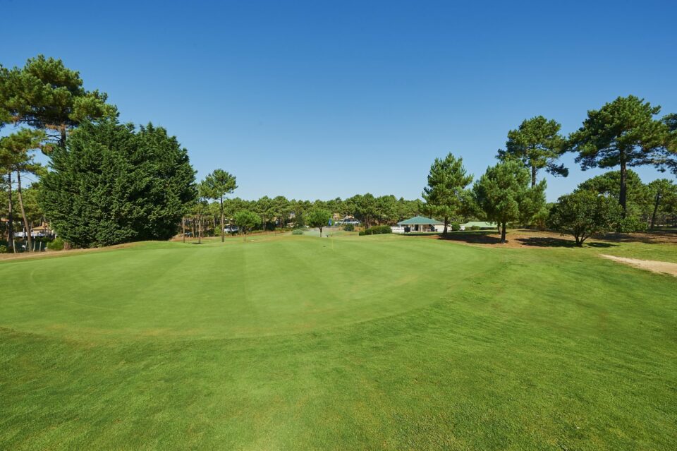 le golf naturiste de La Jenny en Gironde