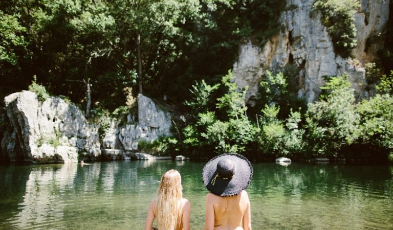 camping naturiste sud ardèche