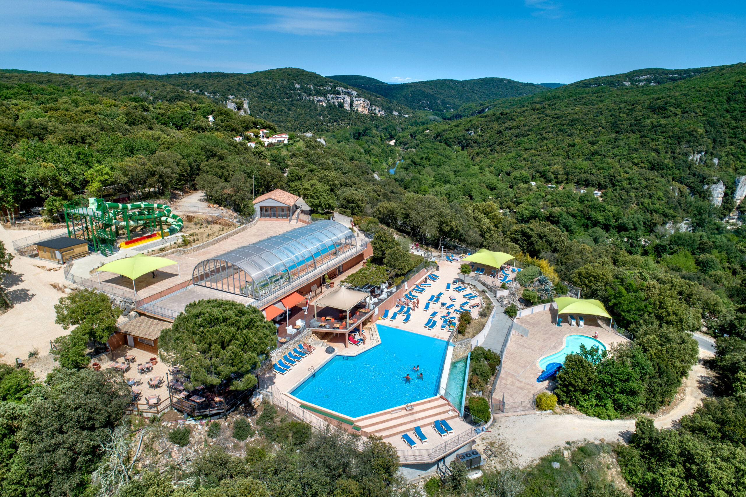 Domaine De La Sablière Parc Naturiste De La Cèze Le camping de la Sablière, un site naturiste exceptionnel - Naturisme TV