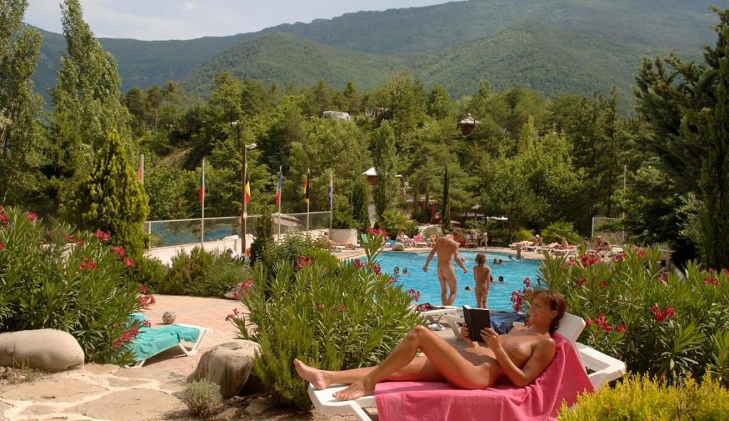 camping naturiste l origan