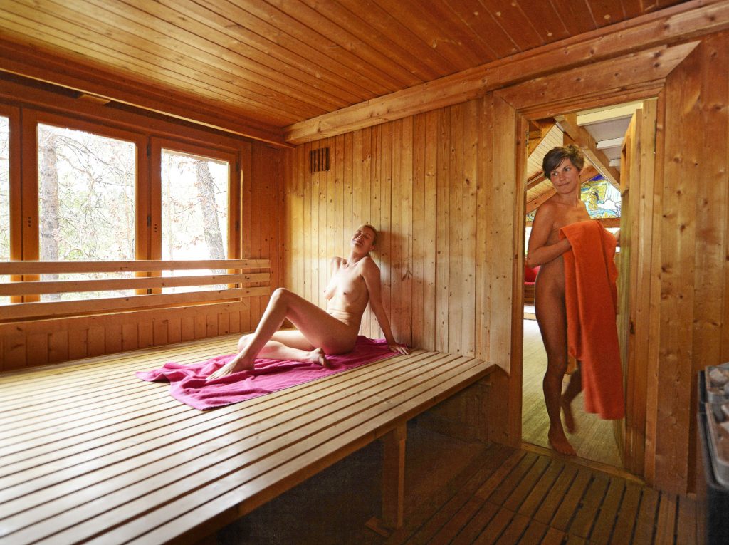 sauna naturiste