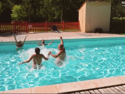 La piscine du Champ de Guiral dans le Lot