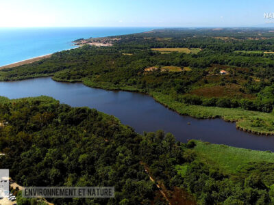 le camping naturiste de Bagheera en Corse avec son environnement, sa nature et sa plage