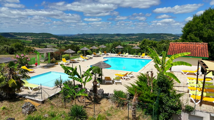 Le village nature des Manoques en Occitanie