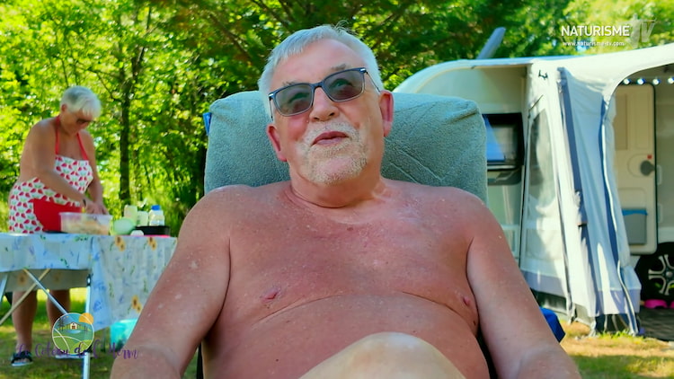 Les vacances naturistes de Barry en Dordogne