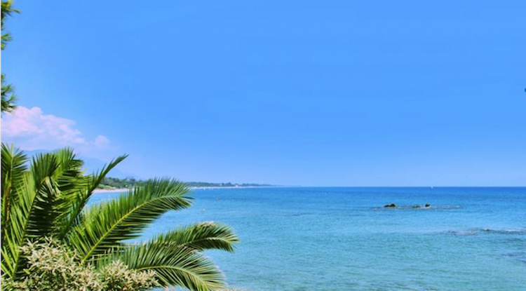 Réservez votre camping naturiste en Corse