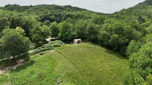 Le coco-weete, une location naturiste en pleine nature en Midi-Pyrénées