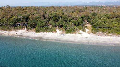 plage naturiste du camping Calella en Corse