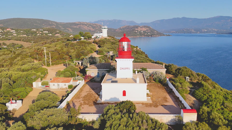 La CHiappa entre mer et maquis Corse sous le phare