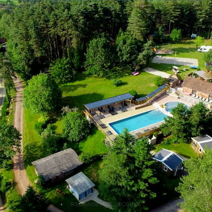 coq-rouge-luxe-naturiste-